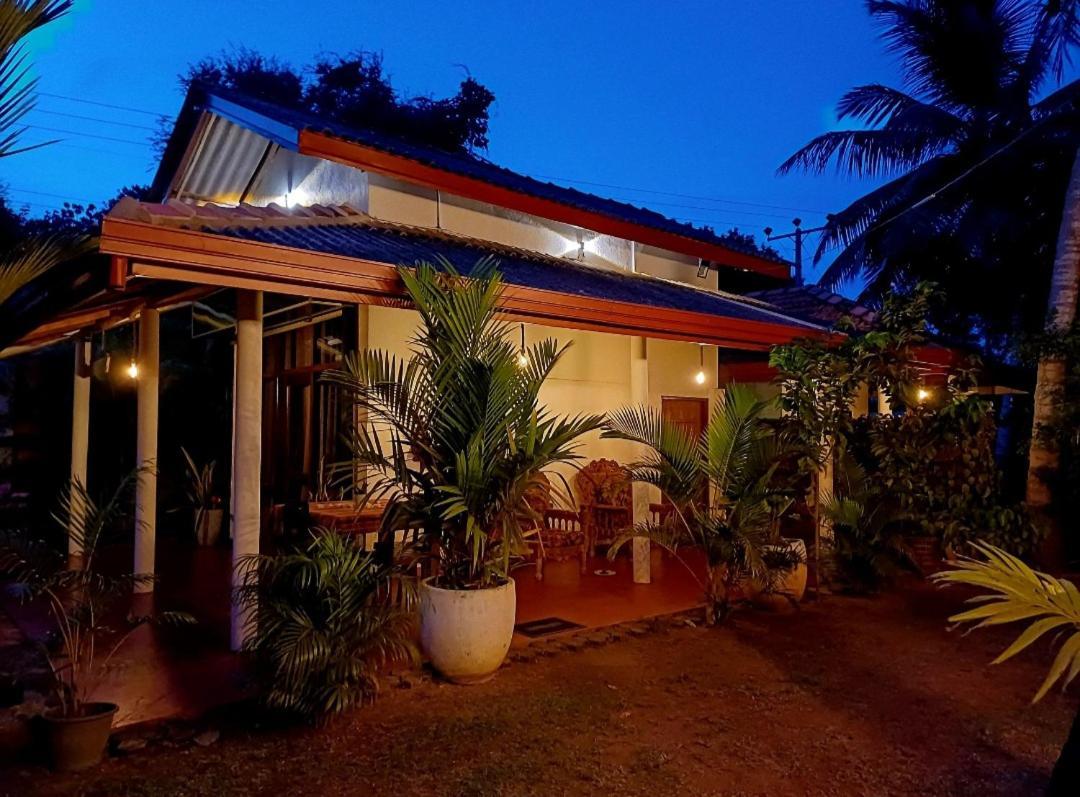 Turtle Island Cabana Tangalle Exteriér fotografie